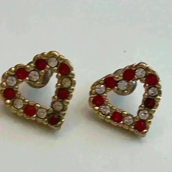 Vintage Sparkling Heart Earrings - Picture 1 of 3